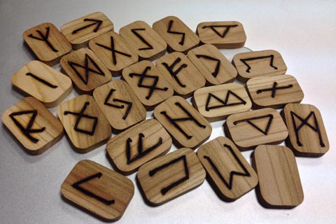 ルーン占い展開法2